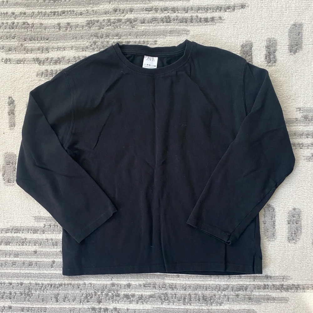 Great Shape! Zara Black Crew Neck Top Boys Size 10